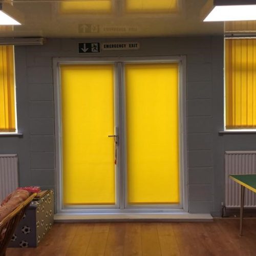 blinds yellow