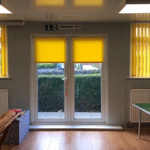 yellow blinds